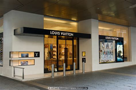 lv brisbane contact|Louis Vuitton Brisbane store, Australia.